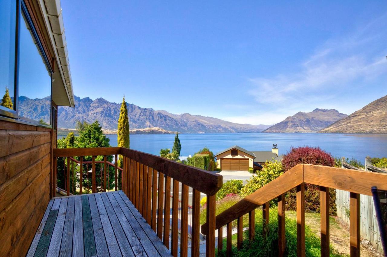 Tranquil Heights Villa ควีนส์ทาวน์ ภายนอก รูปภาพ